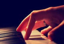 熊猫体育:德约百冠梦想未竟,门希克捧杯,05后首成大师.